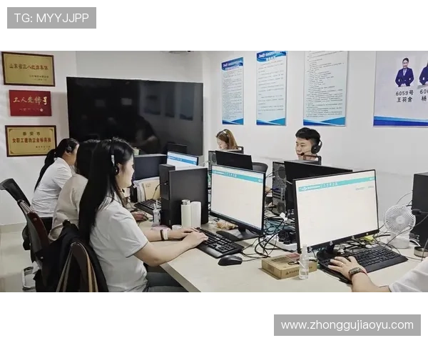 亚星正网专业的客户服务团队，全天候为用户提供贴心支持